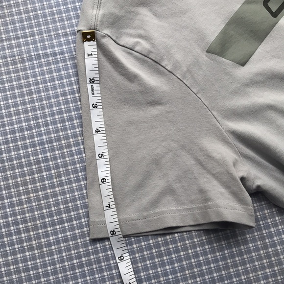 Express Men’s Sz L Gray Super Soft Short Sleeve Tee - Picture 7 of 7